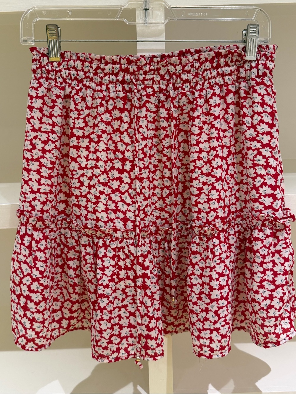Crescent Red and White Floral Skirt (size medium)